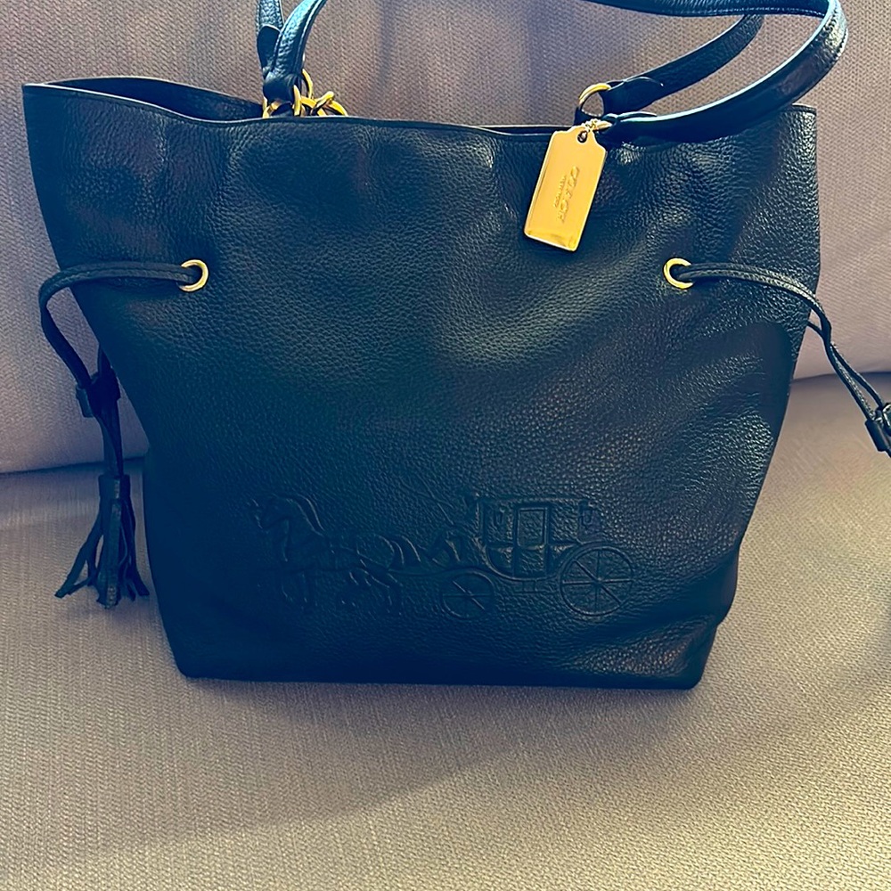 Coach leather bucket bag style tote